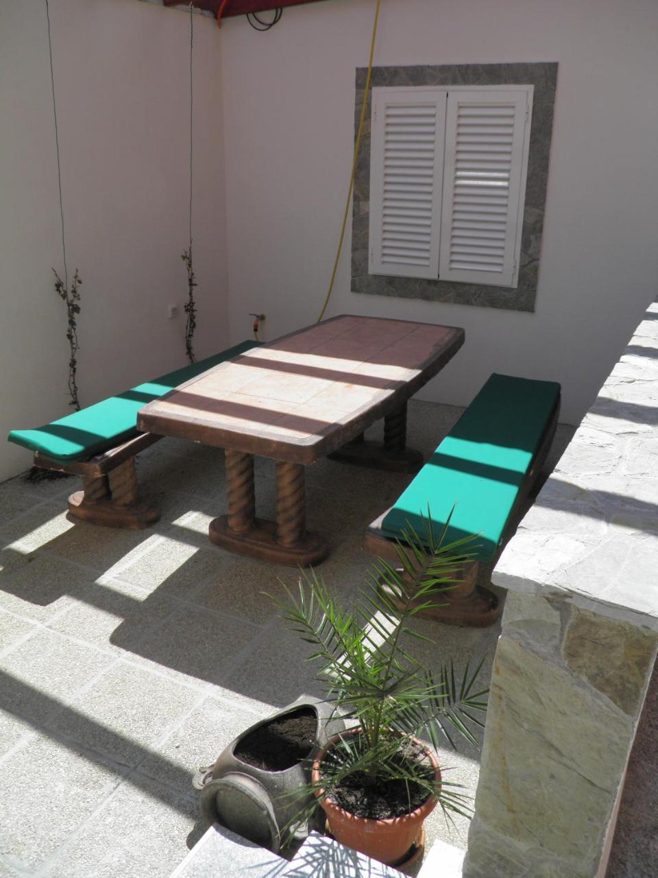Apartments Pintar Zarok Baška Buitenkant foto